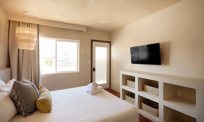 Imperial Beach Hotel | Cozy Modern Baja Beachfront