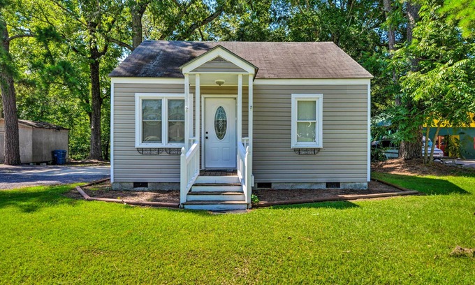 Pantego House | Cozy Pantego Cottage ~ 5 Miles to Belhaven!