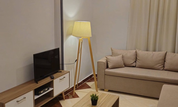 Safaga Apartment | Cozy Retreat by The Sea