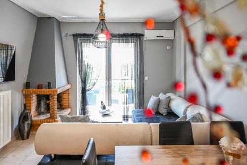 Anavyssos Apartment | Cozy Retreat in Anavyssos for 4