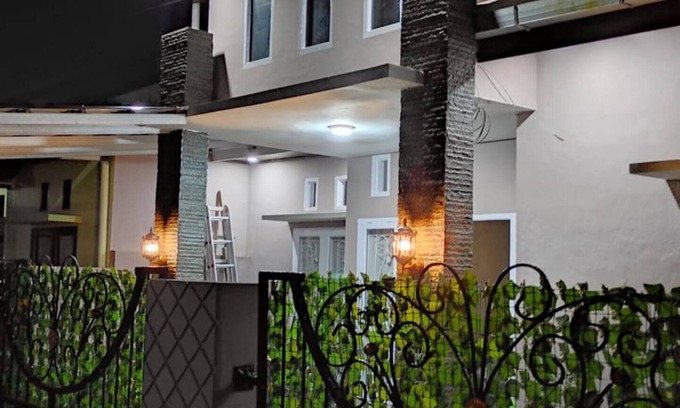 Bukittinggi House | Cozy, Spacious, Perfectly Clean