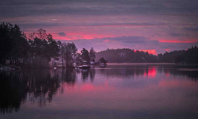 Farsta Apartment | Cozy Studio Apartment in a Quiet Residential Area