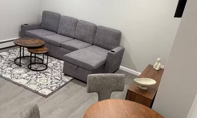 Central Islip Apartment | Cozy studio apartment