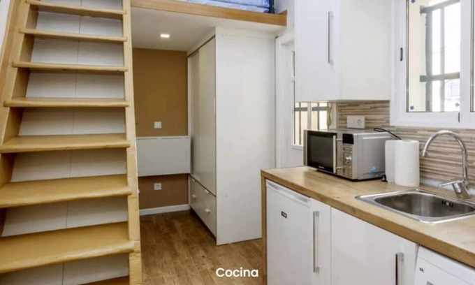 Prosperidad Apartment | Cozy studio for 1-2 people. WIFI