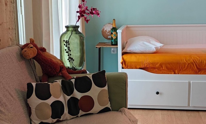 Exarhia Apartment | Cozy studio with AC and fast WiFi in charming Athina