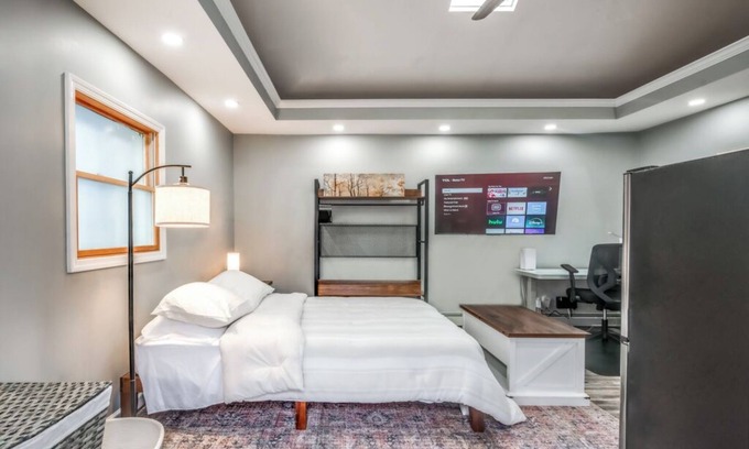 East Massapequa Apartment | Cozy studio with AC and WiFi in charming Massapequa