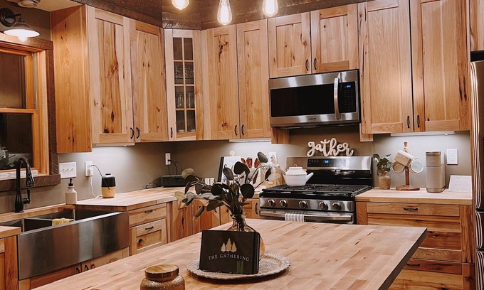 Crow Wing County House | Cozy Up North Cabin - This is a newly remodeled complete home on 12 acres.