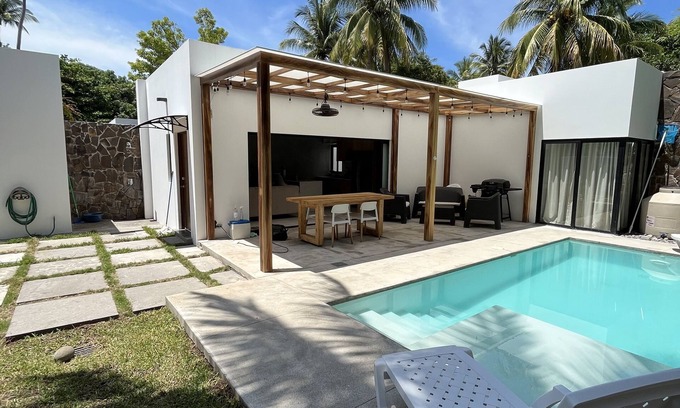 Chiltiupan Villa | Cozy Villa, El Zonte beach, Surf City 🌊🏄‍♂️