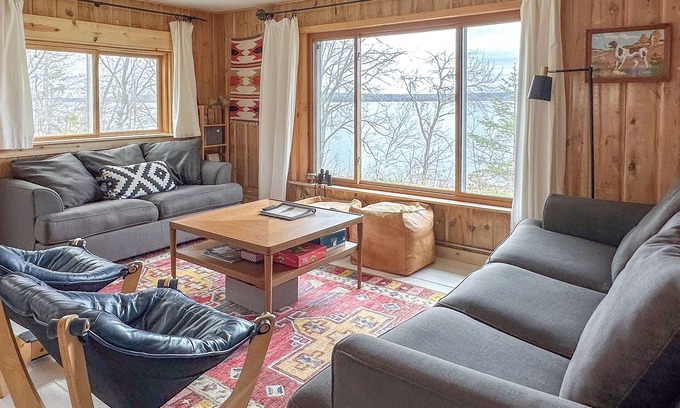 Cohasset Cabin | Cozy Vintage Cabin on Lake Pokegama & MTB Trails