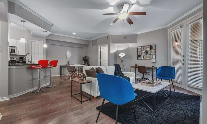 Cityplace Apartment | CozySuites | Modern 2BR 2BA | Cityplace