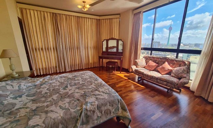 Wellawatta North Condo | Crescat High Rise Condo