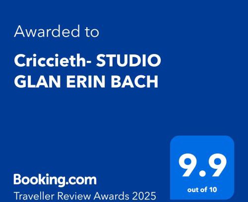 Criccieth Apartment | Criccieth- STUDIO GLAN ERIN BACH