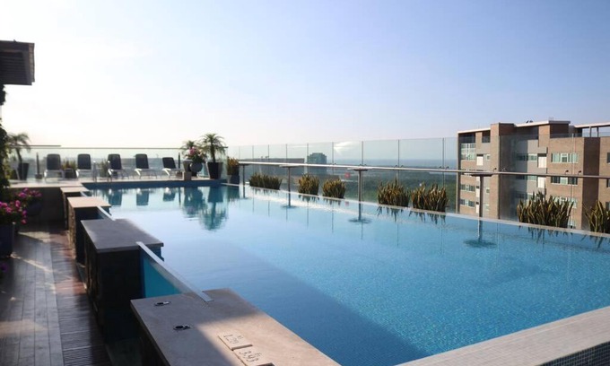 Riomar Apartment | CRO Suite en 4 nivel Crowne Plaza Barranquilla