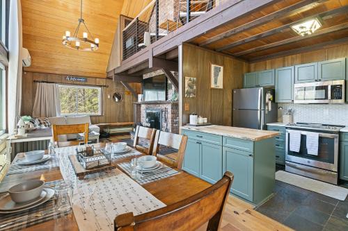 Wilmington House | Crooked Ear Cabin