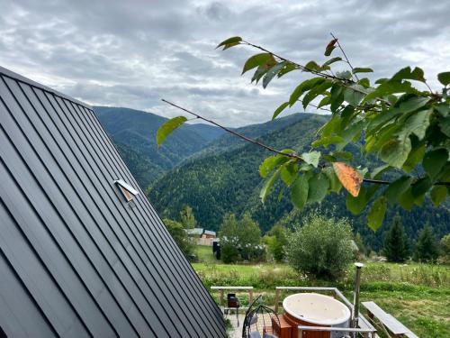 Maguri-Racatau Ski Chalet | Crow's Nest Maguri