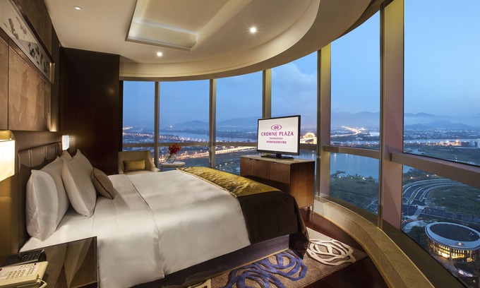 Longwen District Hotel | Crowne Plaza Zhangzhou by IHG