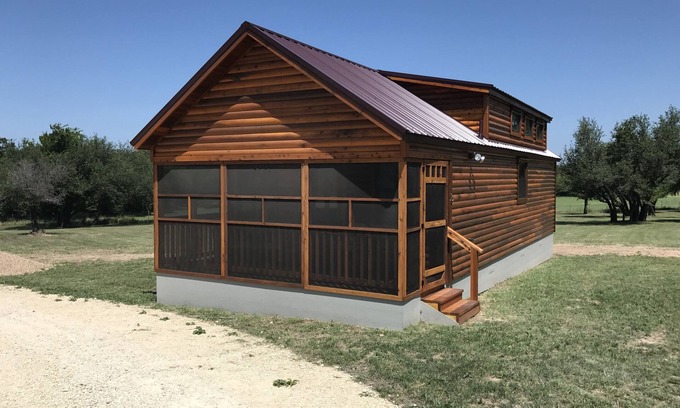 Hamilton Cabin | Cruise Crooked Creek 6