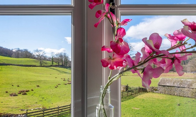 Near Sawrey Apartment | Crummock - sleeps 4 guests in 2 bedrooms