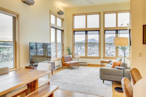 Ketchikan Apartment | Custom Harborside Loft In the Heart of Ketchikan