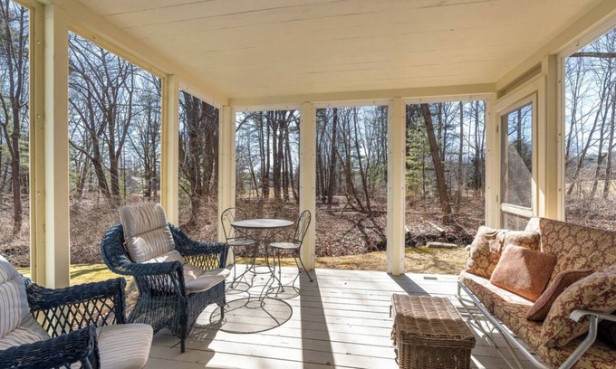 Cape Neddick House | Custom Retreat within steps to Cape Neddick Beach