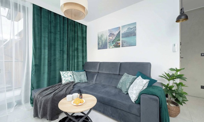 Male Ciche Apartment | Cyrhla 17G | Highlander Apartment | Prestige