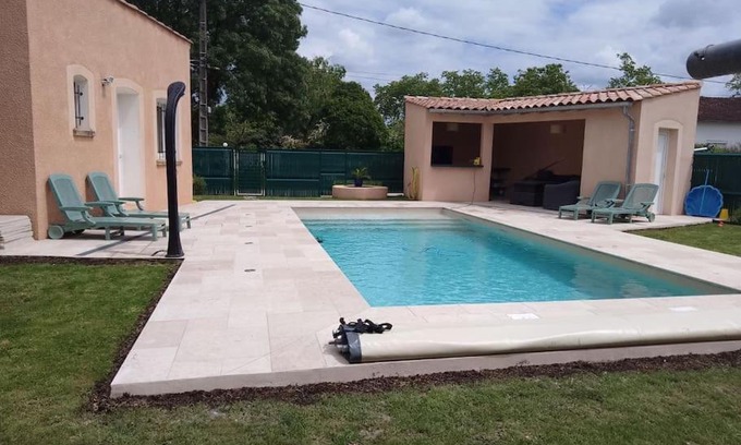 Saix House | Dépendance 2 personnes piscine