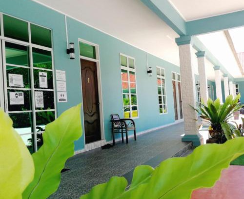 Kampong Raja House | D'EMBUN INAP DESA BESUT