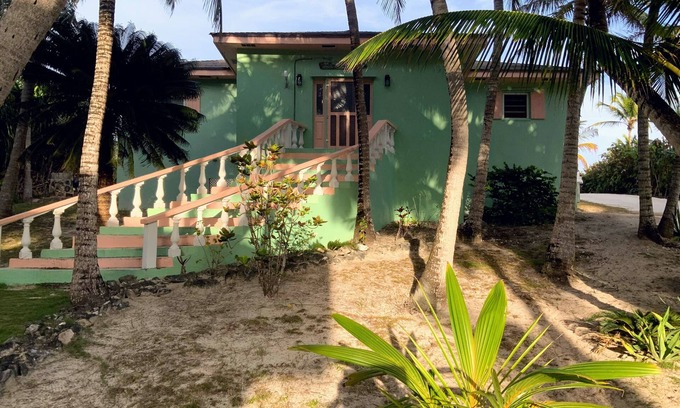 Governor's Harbour House | Da Villa Ocean Front Home, Luxury & Privacy on Pink Sand Beach SPECIAL