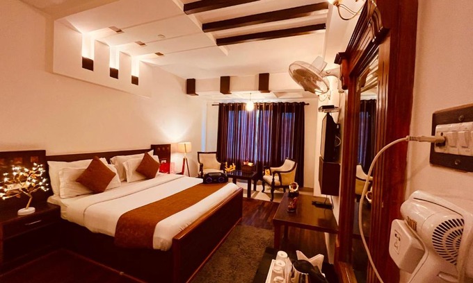 Manali Apartment | Daffodel Resort in City Center Manali