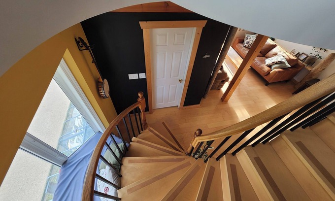 Queen Charlotte House | Dana's Place