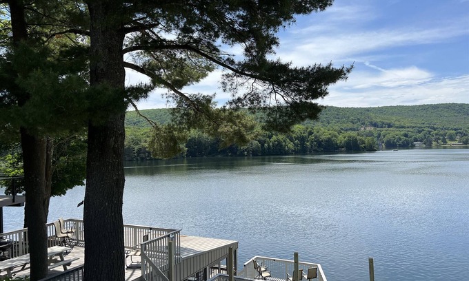 Maryland House | Dancing Waters NEW renovation, Goodyear Lake convenient to Baseball Tournaments