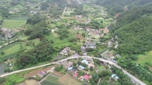 Danyang House | Danyang Pinwheel Chiyu Village Pension