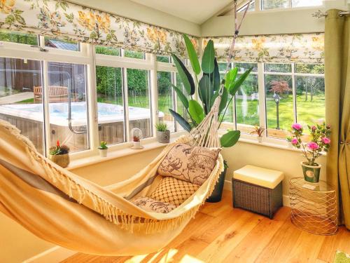 Broad Oak Villa | Daweswood Guest Suite - Luxury retreat with optional hot tub