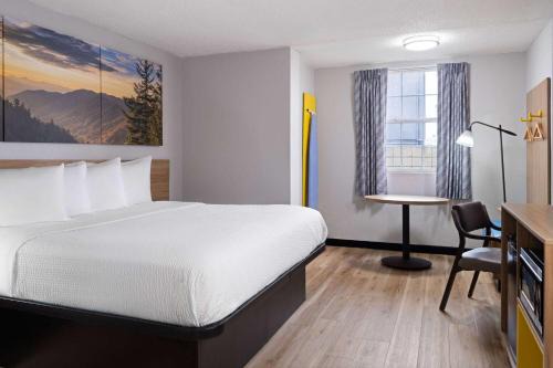 Salisbury Hotel | Days Inn by Wyndham Salisbury, NC