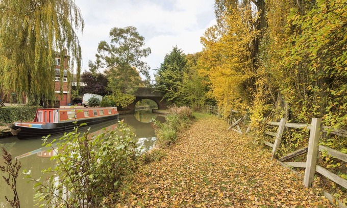 Bishopswood Hotel | Days Inn by Wyndham Watford Gap