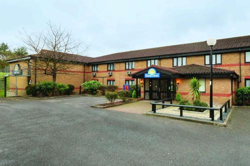 Bishop's Stortford Hotel | Days Inn London Stansted Airport