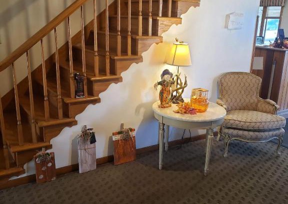 Cambridge Hotel | Deer Creek Motel