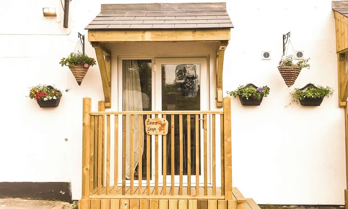 Blakeney Apartment | Deers Leap, A modern new personal holiday let