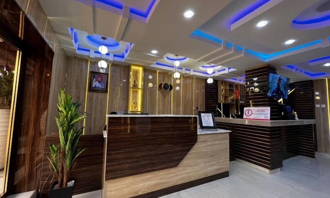 Awka Hotel | DEKINGS LUXURY AND SUITES