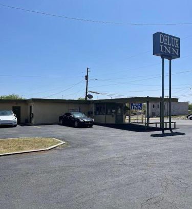 Big Spring Hotel | Delux Inn