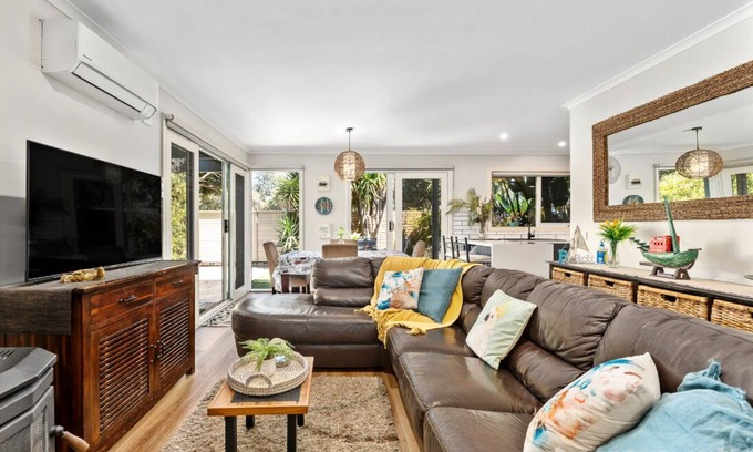 Seaford House | Delux tropicalnoasis - Opposite the beach