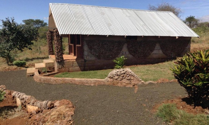 Kimana House | Deluxe Double Room with Bath