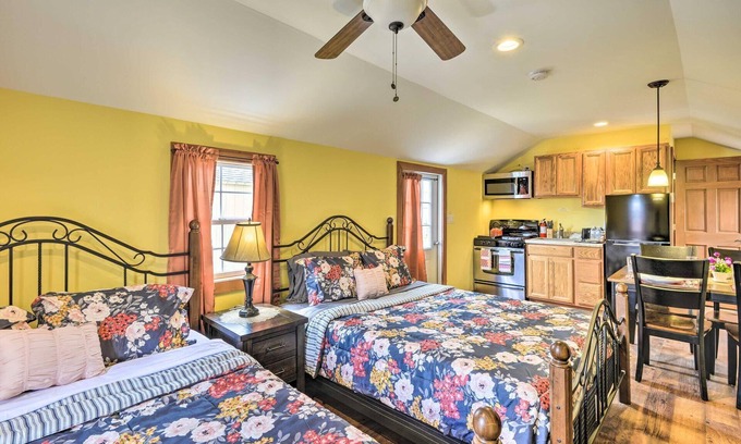 Pleasant Mount Cottage | Deluxe Duplex Farm Stay Autumn Midweek - 35% OFF Promo!