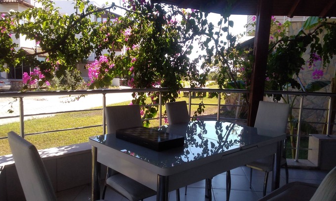 Kumluca Villa | DENİZE SIFIR TRİPLEX VİLLA