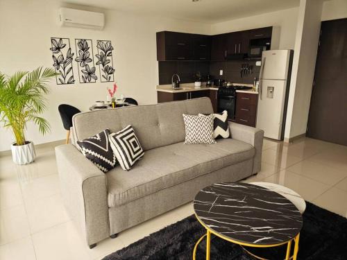 Queretaro Apartment | Departamento Excelente Vista