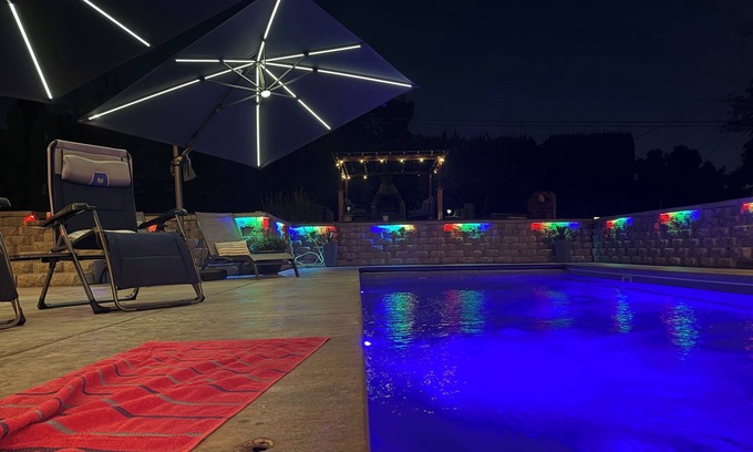 Yakima House | Desert Oasis with in ground pool, 4 bedrooms, 3 baths in the heart of Yakima!