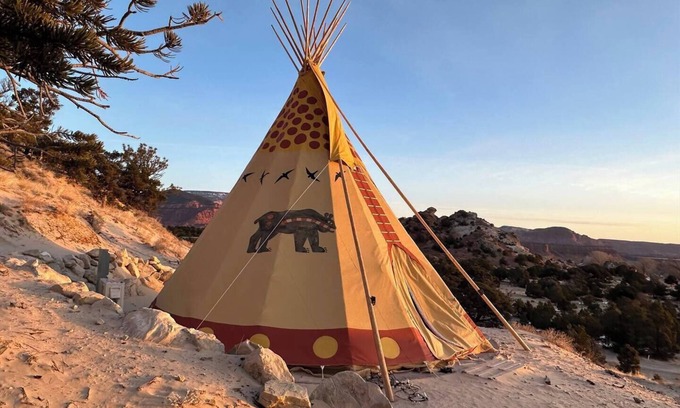 Teasdale House | Desert Skies Resort