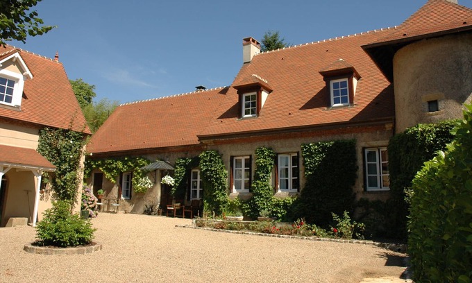 Issy-l'Eveque Cottage | Design luxury holiday home Burgundy Clos Laraison****