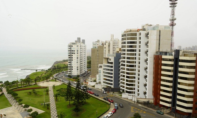 Santa Cruz Apartment | Designer Miraflores Apt with Ocean & Park Views