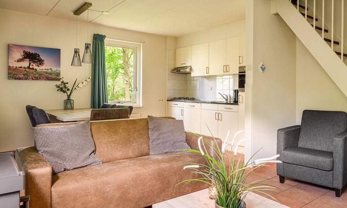 Hoogersmilde Cottage | Detached bungalow for 5 persons